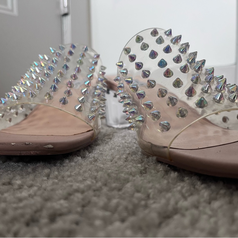 Steve Madden Cream and Silver Sandals with Metallic Spikes